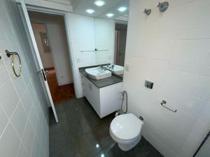 Image 13 - 867338