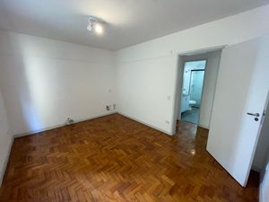 Image 6 - 867338