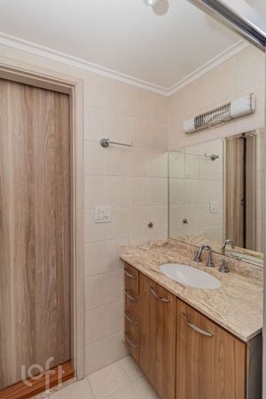 Image 14 - 867340