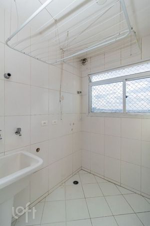 Image 8 - 867340