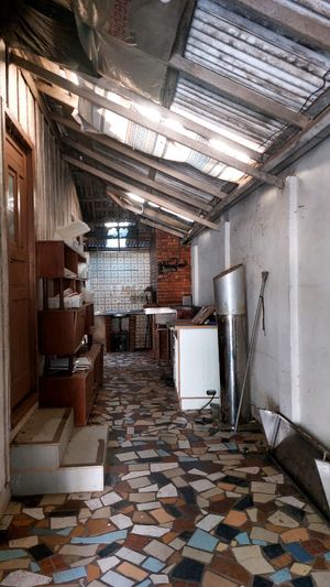 Image 8 - 867359