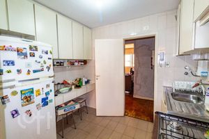 Image 4 - 867364