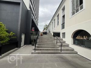 Image 70 - 867404