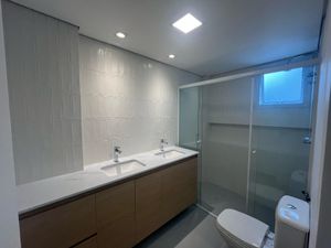 Image 13 - 867417