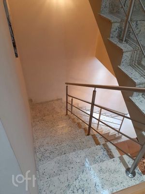 Image 4 - 867421
