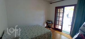 Image 30 - 867423