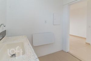 Image 15 - 867427