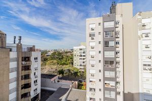 Image 11 - 867432