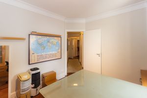 Image 11 - 867473