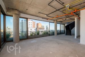 Image 1 - 867495