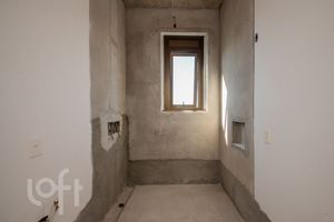 Image 20 - 867495