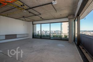 Image 4 - 867495