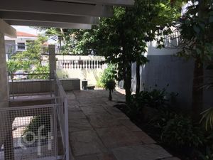 Image 21 - 867518