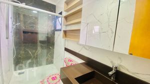 Image 12 - 867520