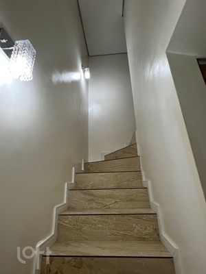 Image 11 - 867527