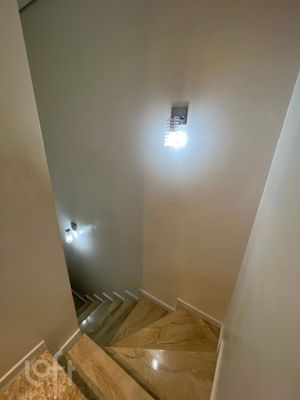 Image 13 - 867527