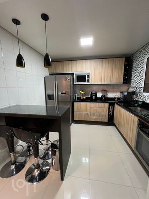 Image 6 - 867527