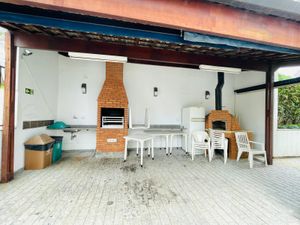 Image 11 - 867540