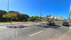 Image 25 - 867573