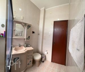 Image 13 - 867598