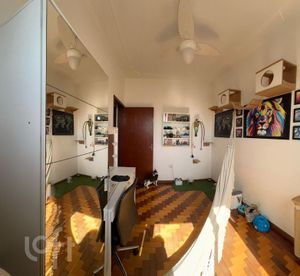 Image 16 - 867598
