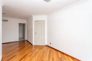 Image 8 - 867614
