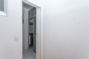 Image 40 - 867614