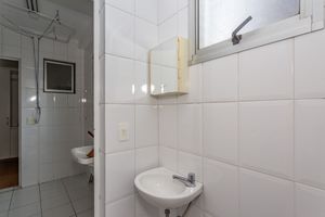 Image 45 - 867614