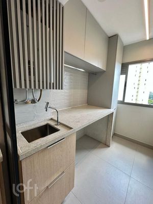 Image 10 - 867622