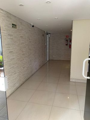 Image 12 - 867627