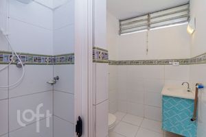 Image 11 - 867635