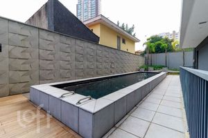 Image 21 - 867659