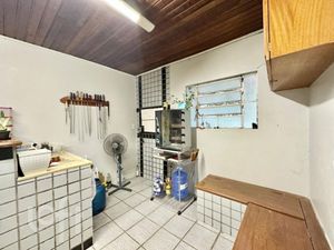 Image 35 - 867661