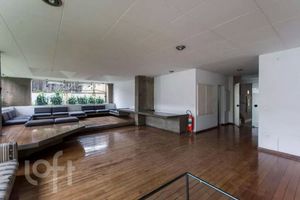 Image 15 - 867662