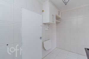 Image 10 - 867662