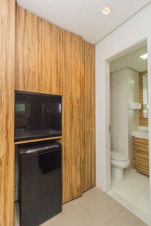 Image 11 - 867672