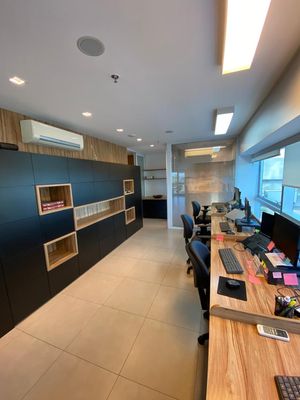 Image 10 - 867672
