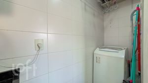 Image 14 - 867673