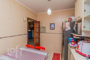 Image 25 - 867675