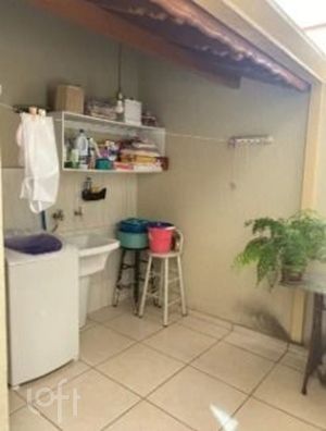 Image 5 - 867697