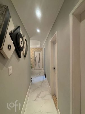 Image 19 - 867705