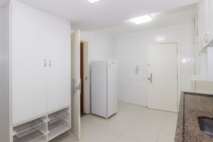 Image 31 - 867706