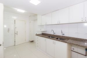 Image 32 - 867706