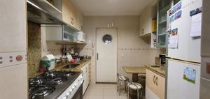 Image 3 - 867711