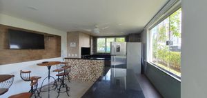 Image 8 - 867711