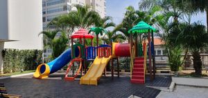 Image 13 - 867711