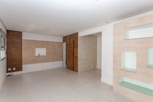 Image 10 - 867726
