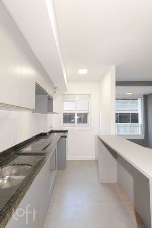 Image 6 - 867740