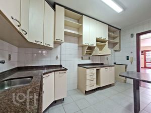 Image 7 - 867744