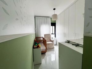 Image 17 - 867753